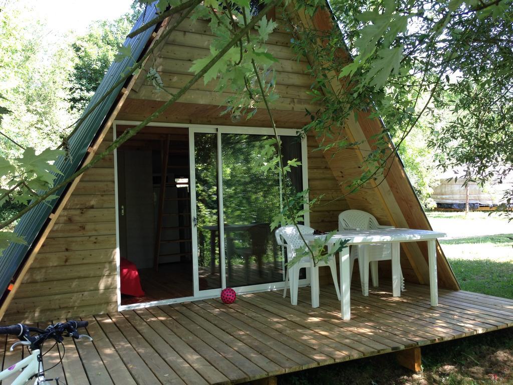 Camping Domaine de Mepillat Saint-Nizier-le-Bouchoux Ruang foto