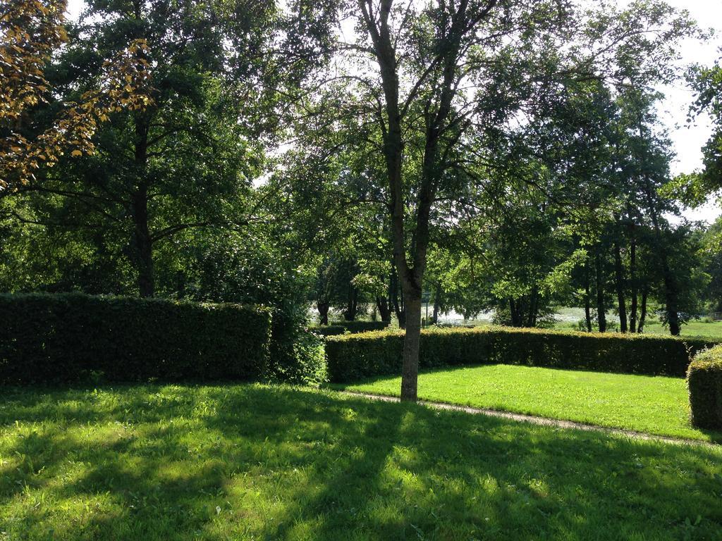 Camping Domaine de Mepillat Saint-Nizier-le-Bouchoux Ruang foto